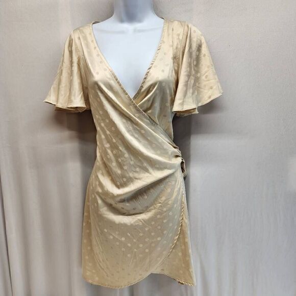 Vici Size Small Tan Casual Wrap Dress H10 - Picture 2 of 8
